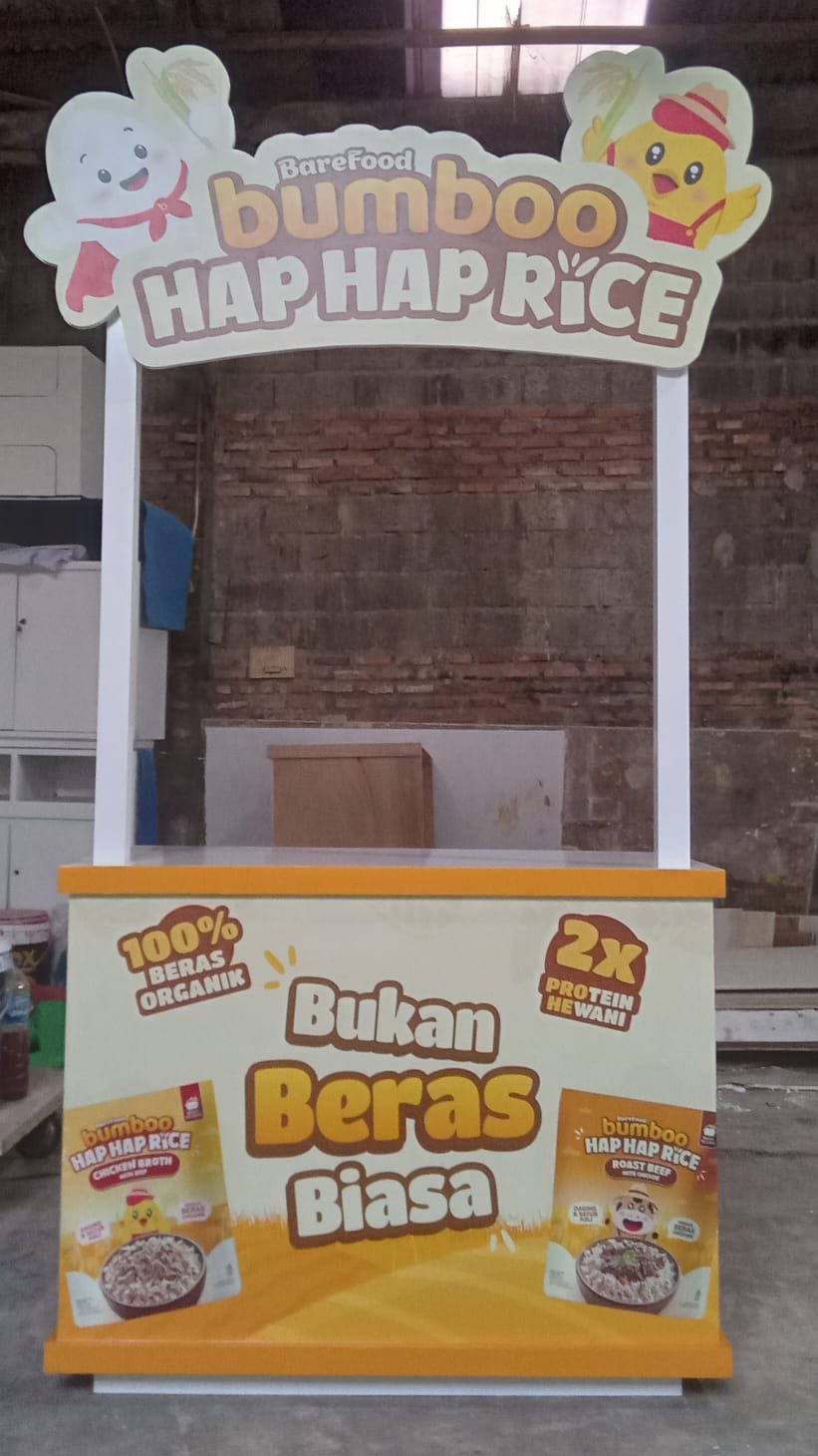 Booth aktivasi brand Bumboo Hap Hap Rice