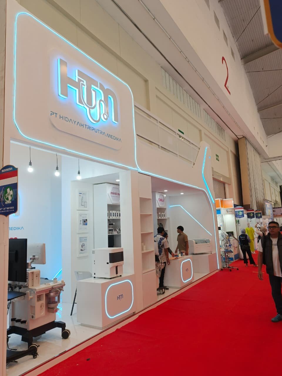 Booth pameran PT Hidayah Triputra Medika